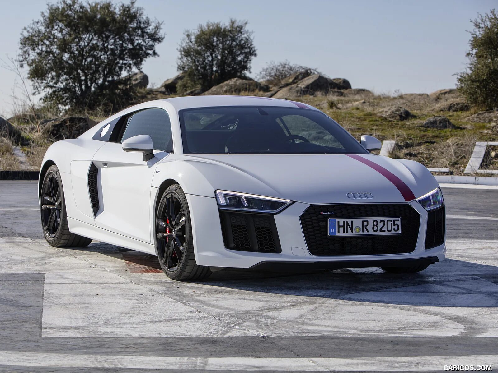 Р 8 фото Audi R8 V10 RWS 2018MY (Color: Ibis White) Front Three-Quarter