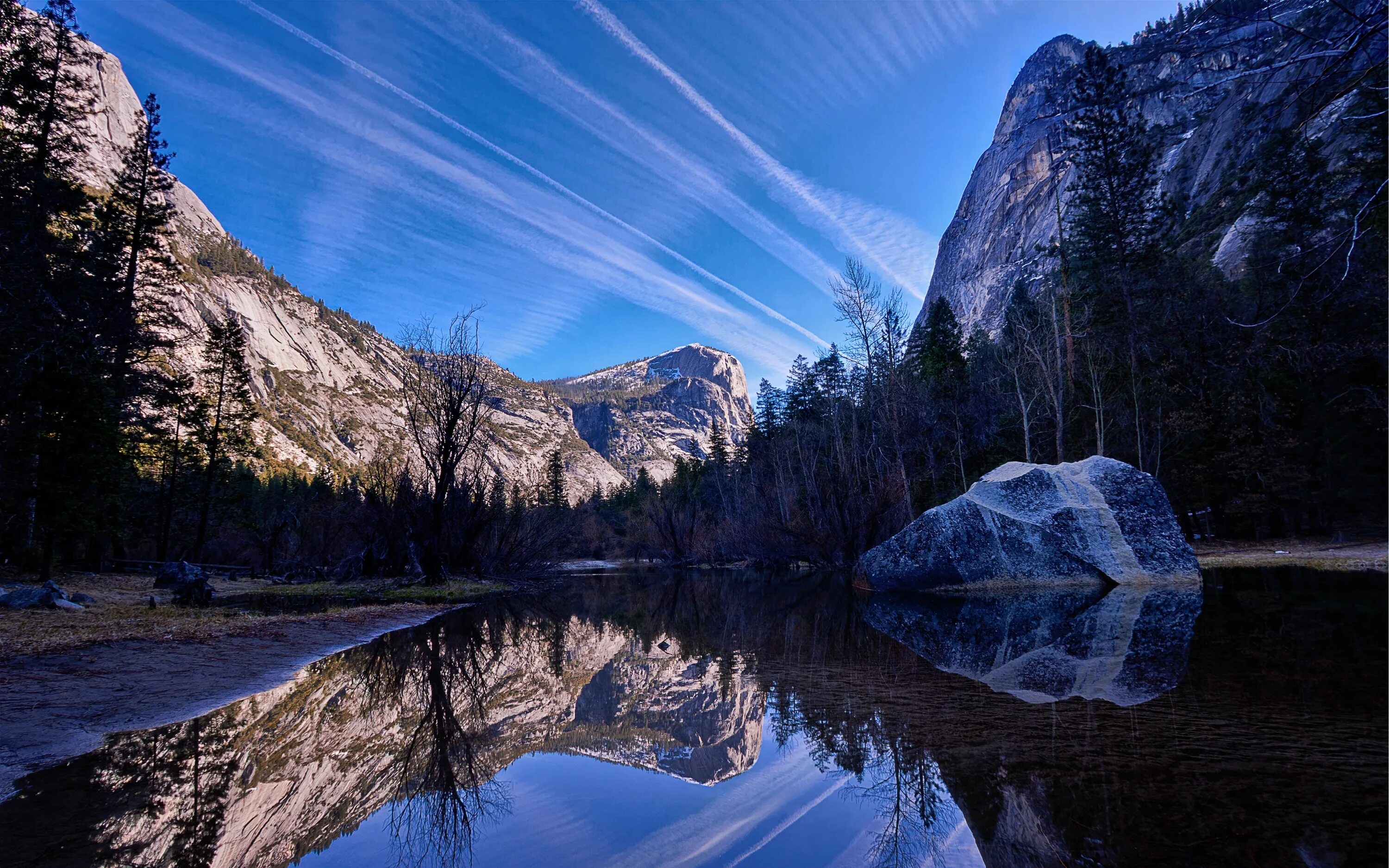 Р обой на фото Lake in the national mountain park Desktop wallpapers 1680x1050