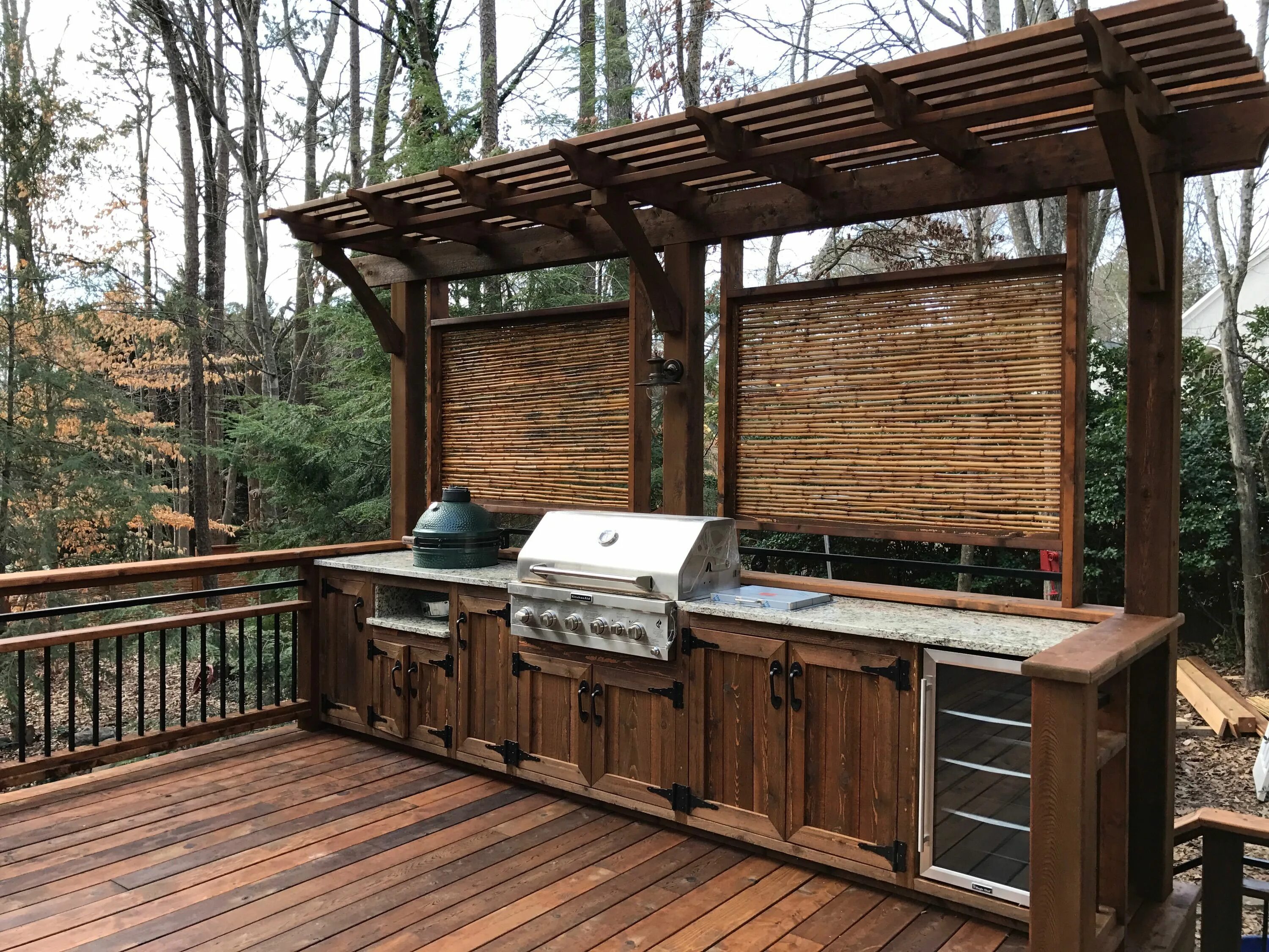 Рабочая зона в беседке своими руками Dreamy Outdoor East Cobb Kitchen Outdoor kitchen bars, Backyard kitchen, Outdoor