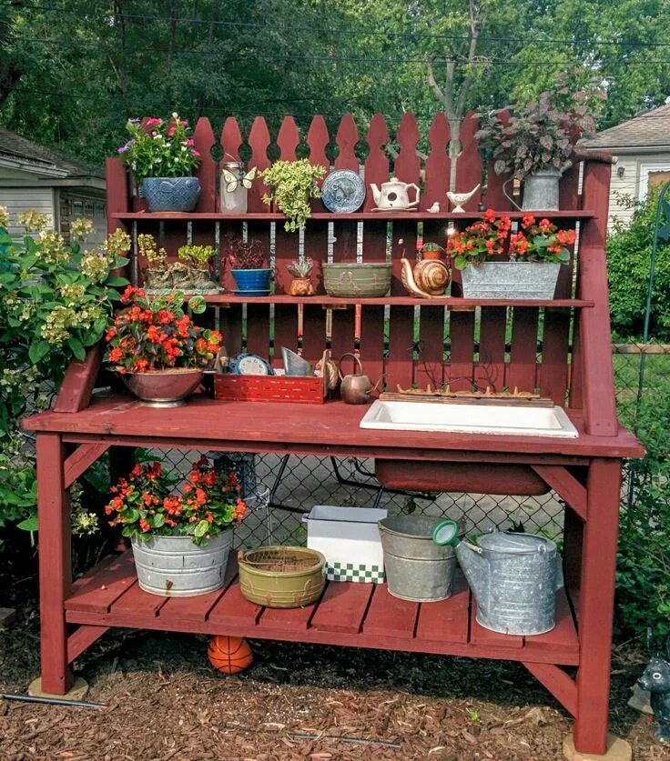 Работа для дачи своими руками Pin on Balcony in 2024 Pallet garden benches, Garden work bench, Garden sink