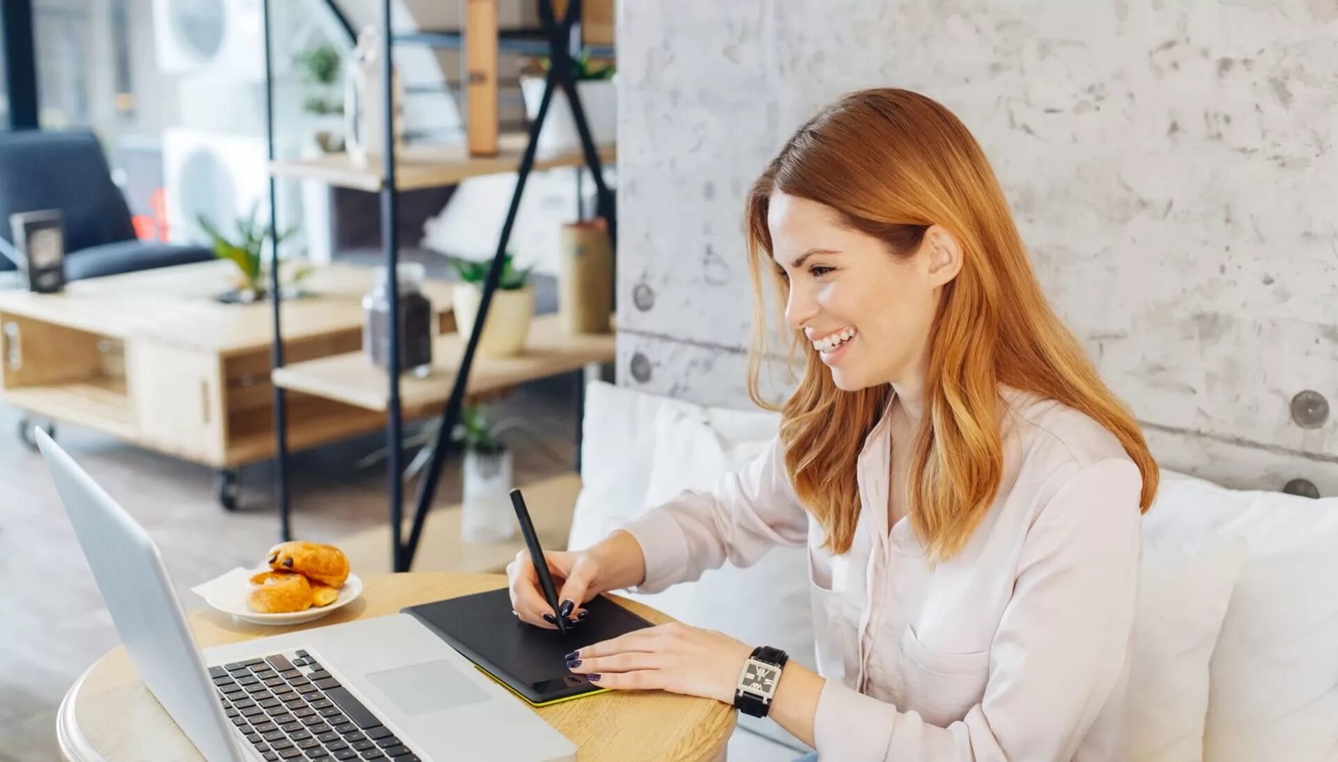 Interior designer working at computer - Stock Image - F016/0959 - Science Photo 