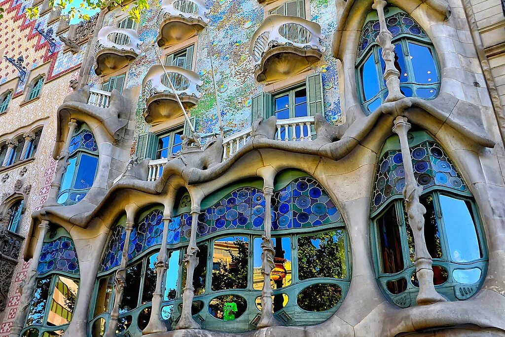 Работы антонио гауди фото Casa Batlló - Afternoon ...por la tarde Barcelona Flickr