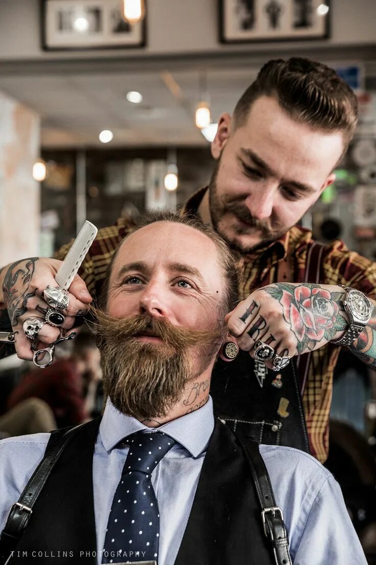 Работы барбера фото Gentleman & Rogues Club Barbershop on Behance Barber man, Barber shop, Barbersho