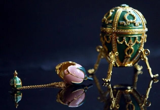 Работы карла фаберже фото 10 Stolen Pieces Of Art That Have Never Been Found - Listverse Faberge eggs, Fab