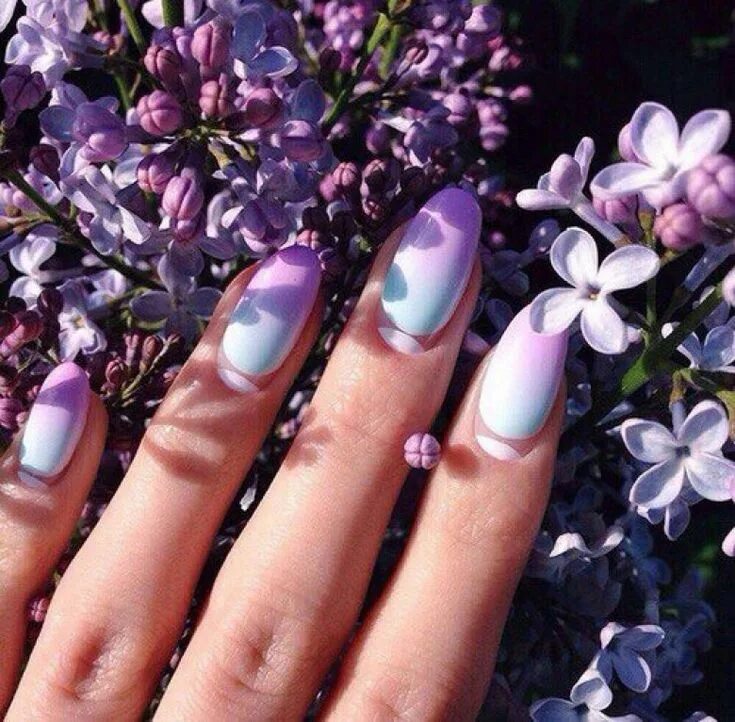 Работы ногтей фото 10 couleurs de vernis à adopter cet automne Nail designs spring, Purple ombre na