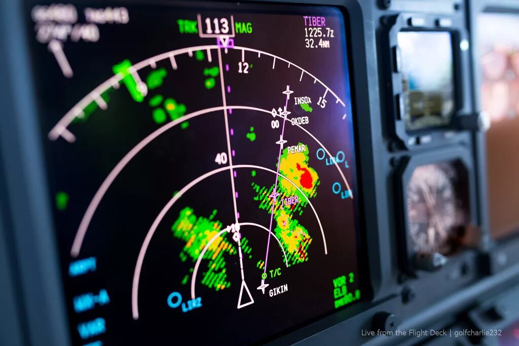 Радар самолета фото Thunderstorms - Boeing 737 Weather Radar Canon 6D + Sigma . Flickr