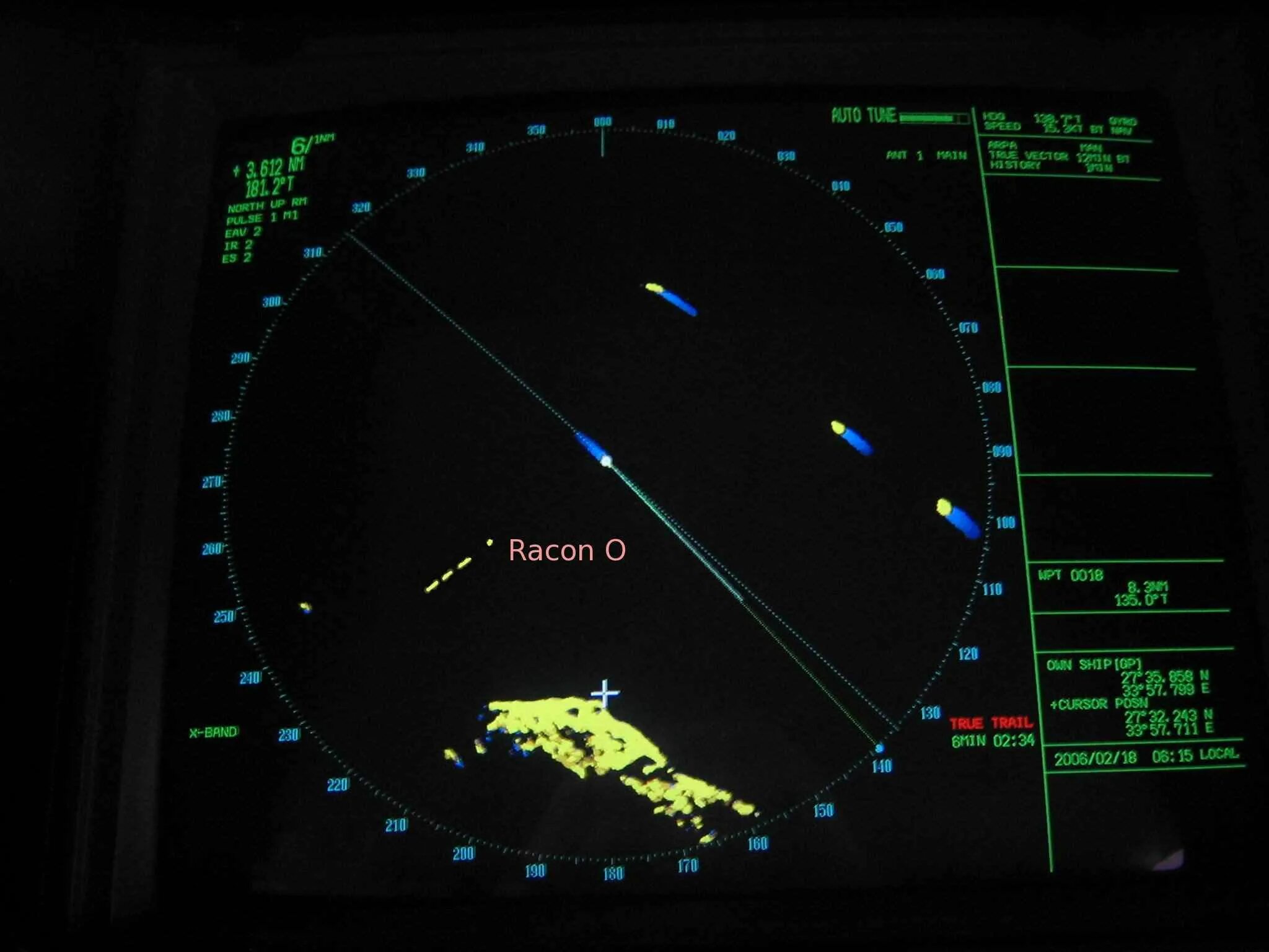 Радар самолета фото Fichier:Radar Racon O.jpg - Wikipédia