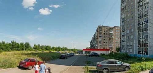 Радиан автозаводская ул 5в ижевск фото Photo: QIWI, payment terminal, Russia, Izhevsk, Avtozavodskaya Street, 50А - Yan