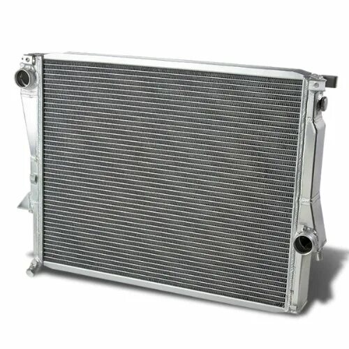 Радиатор бмв фото Dynasty RABMWZ33 Aluminum 3-Row Racing Radiator For BMW Z3