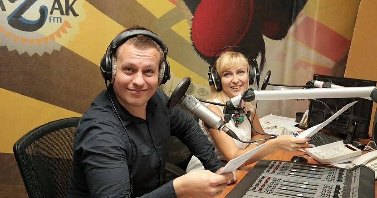 Радио 3 ведущие фото Слушателей Казак FM в новом сезоне ждут сюрпризы и подарки