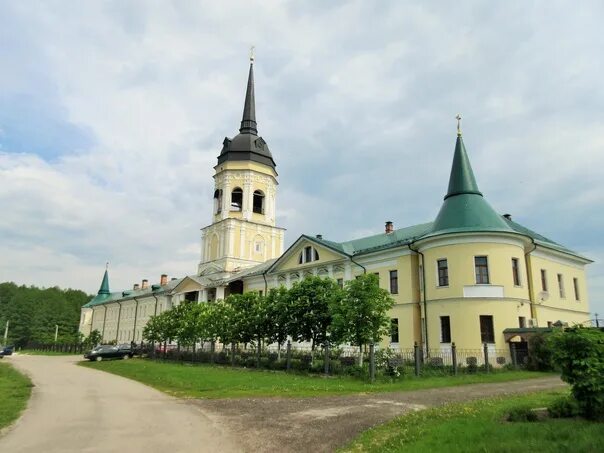 Радовицкий монастырь фото Монастыри Подмосковья Николо-Радовицкий монастырь Николо-Радовицкий монастырь в 