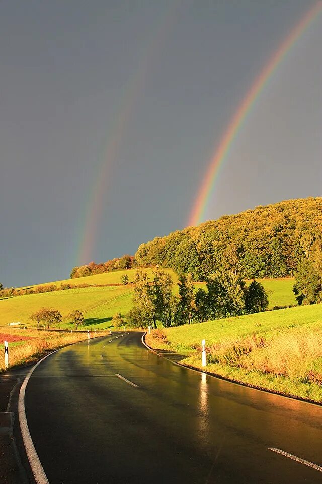 Радуга дорога фото File:Rainbow Road Rhön.jpg - Wikimedia Commons