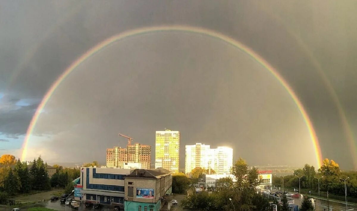 Радуга фото хабаровск Двойная радуга шокировала новосибирцев - Новости Новосибирска - om1.ru