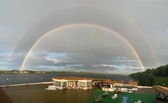 Радуга набережная ул 4а фото ресторан "Ванильное небо", Волжская набережная 2 - Picture of Vanilla Sky, Yaros