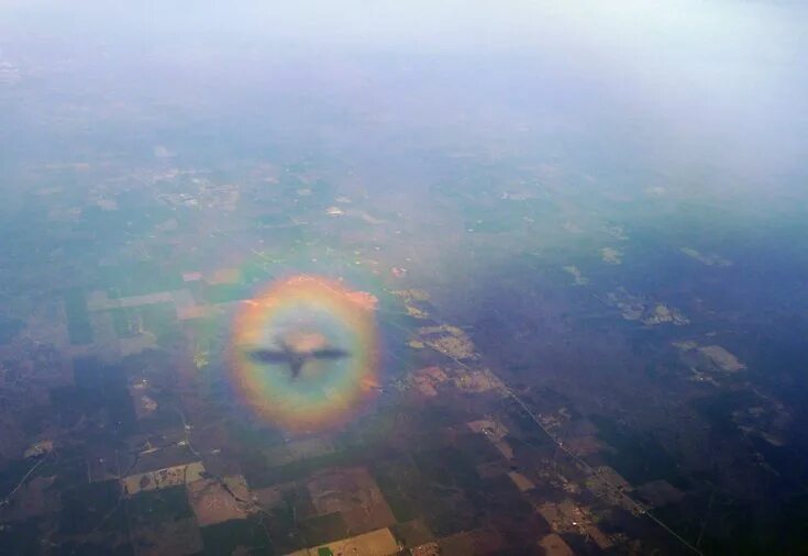 Радуга с самолета фото Rainbow Cloud - A Natural Wonder