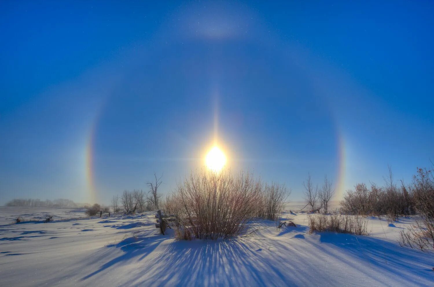 Радуга зимой фото Sundogs: Rainbows Beside the Sun