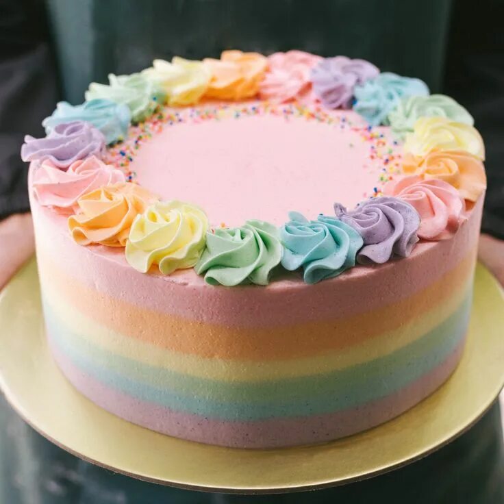 Радужное оформление торта Pastel Rainbow with Rainbow Rosettes and Sprinkles - Custom Bakes by Edith Patis