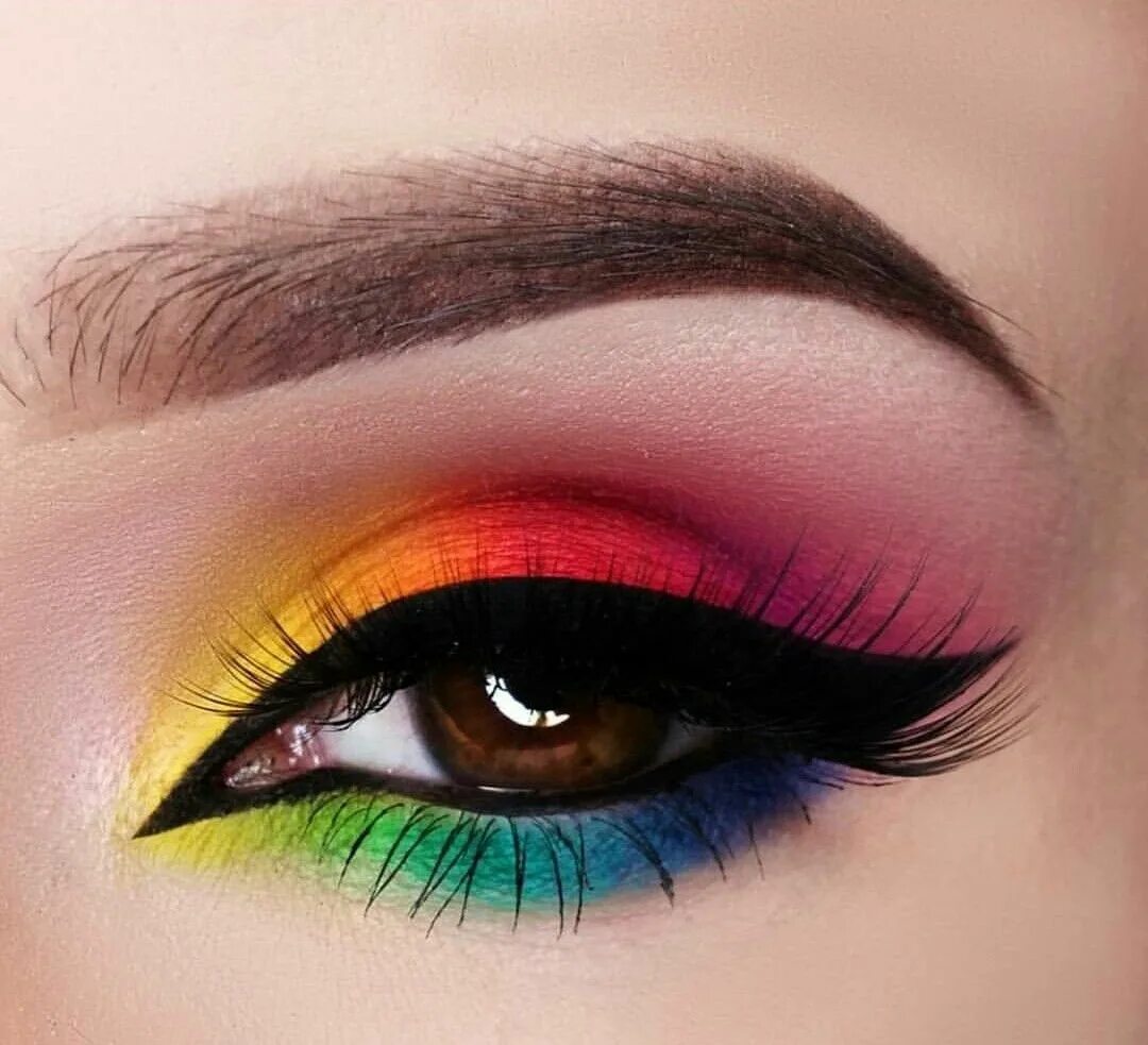 Радужный макияж глаз Pin on Fun Makeup Looks in 2024 Rainbow eye makeup, Rainbow makeup, Crazy eye ma