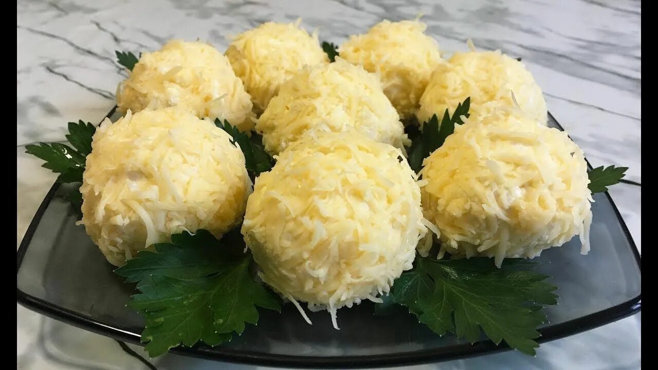 Рафаэлки из сыра рецепт с фото Прекрасная Закуска Сырное Рафаэлло Идеально на Новый Год! / Новогодняя З... Ново