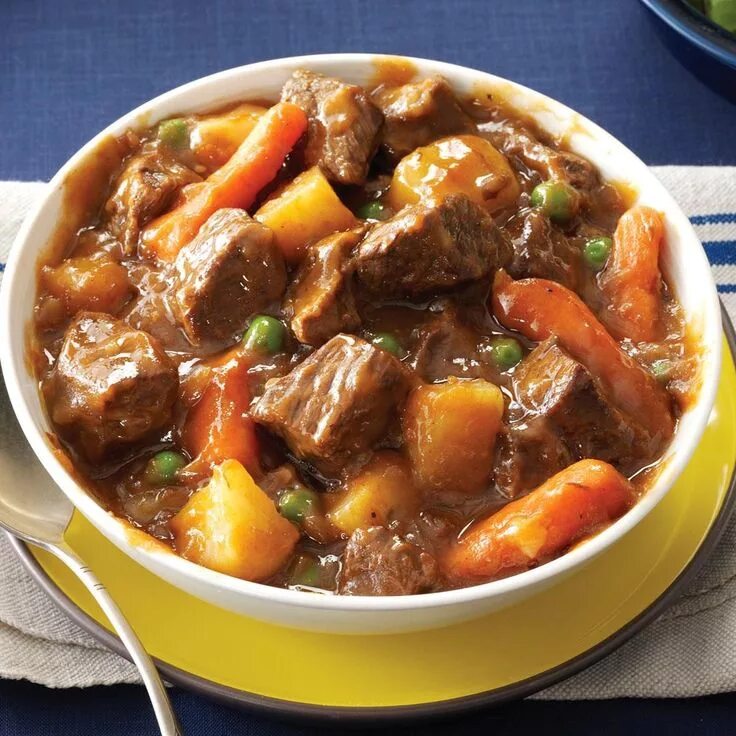 Рагу с говядиной с фото Hearty Slow Cooker Beef Vegetable Stew Recipe