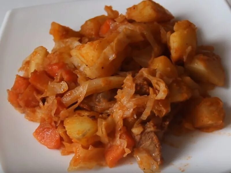 Рагу с картошкой и капустой фото Рагу кабачки картошка капуста мясо: найдено 88 изображений