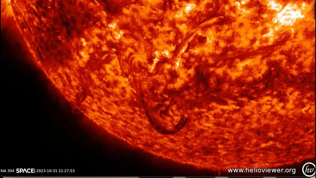 Рак от солнца фото Massive solar magnetic filament erupts on Halloween, may be Earth-directed! - Yo