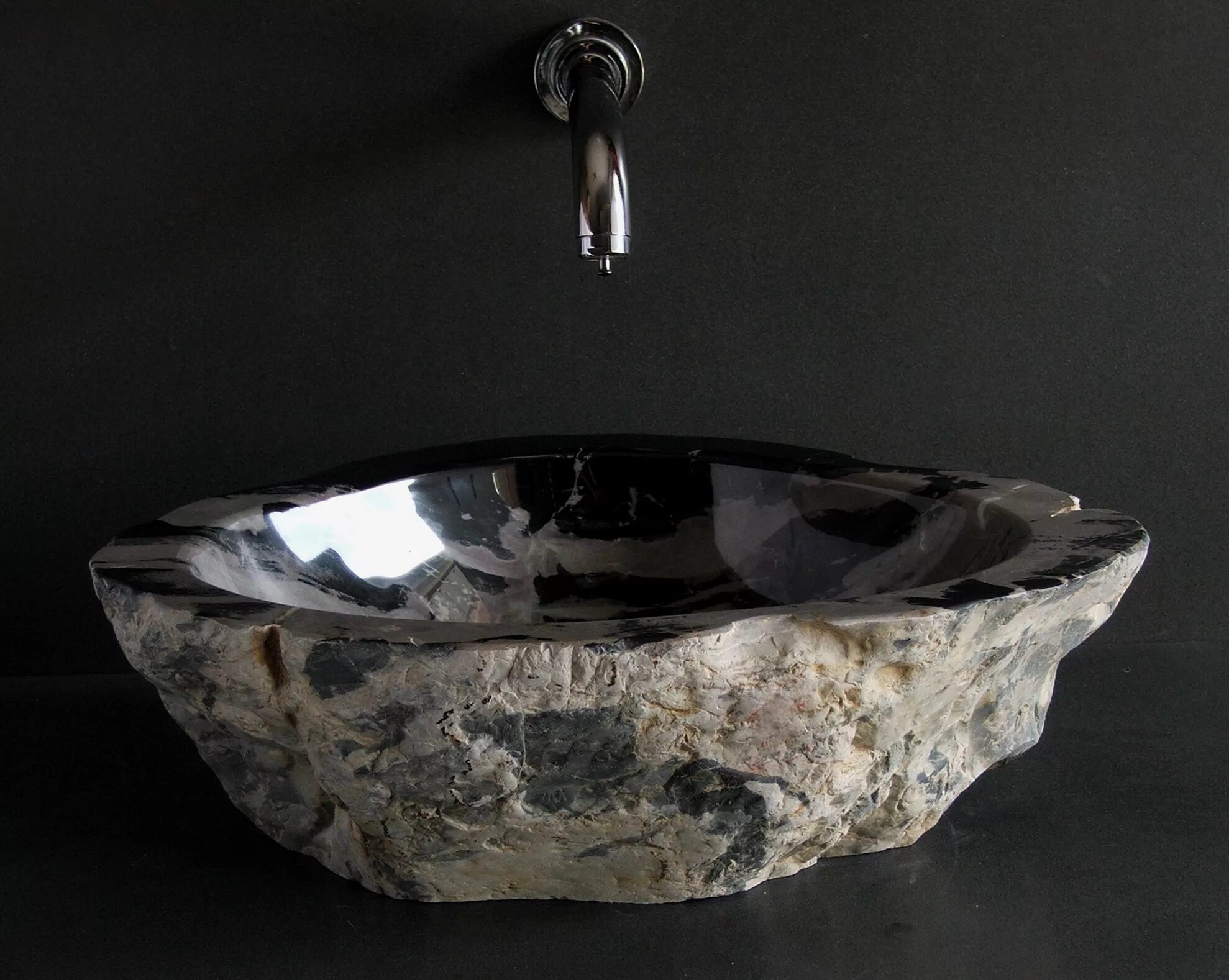 Раковина искусственный камень фото dramatic Harney Vessel Sink