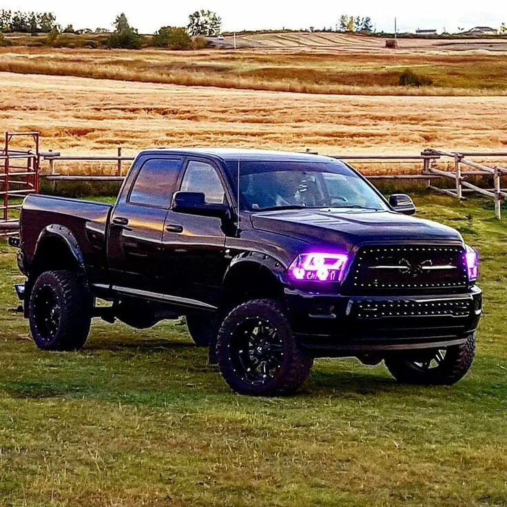 Рам автомобиль цена новый фото Ram Fever Corp ® on Instagram: "Ram cummins 3500 2012 Laramie 6 inch bds lift 35