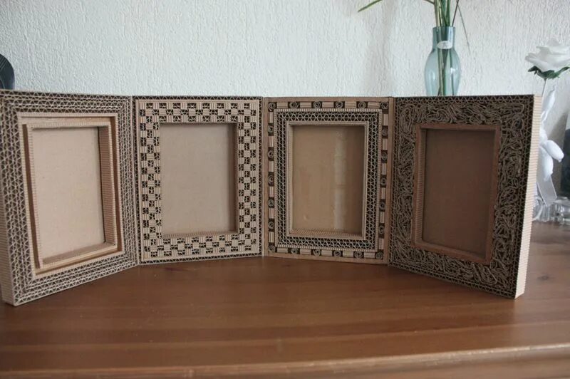 Рамка для фото своими руками из картона Quadryiptyque - Mes créations Cardboard furniture, Homemade picture frames, Recy