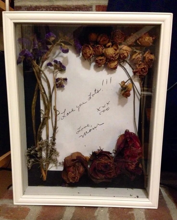 Рамки внутри фото Memorial shadow box: photocopy of handwritten note and dried flowers from the fu