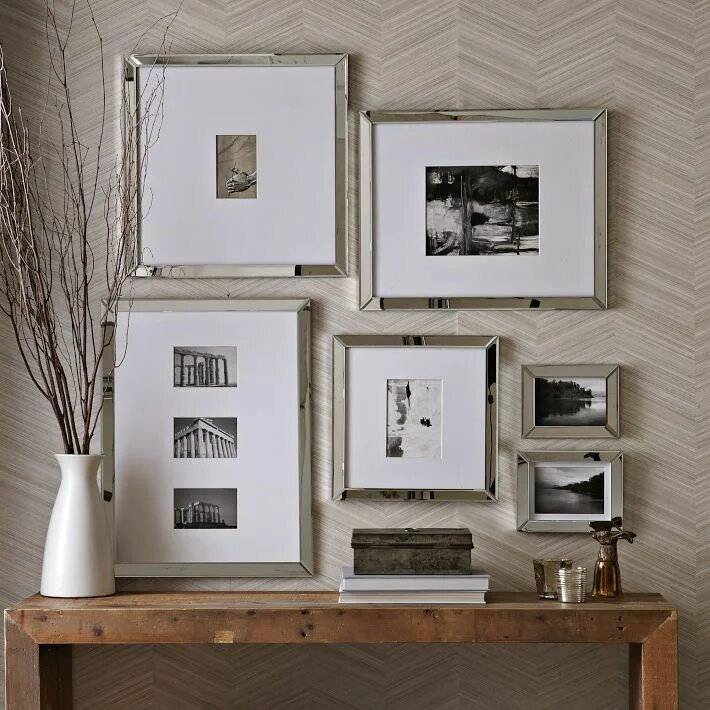 Рамы на стене в интерьере Mirror Gallery Frames west elm Mirrored picture frames, Frames on wall, Mirror g