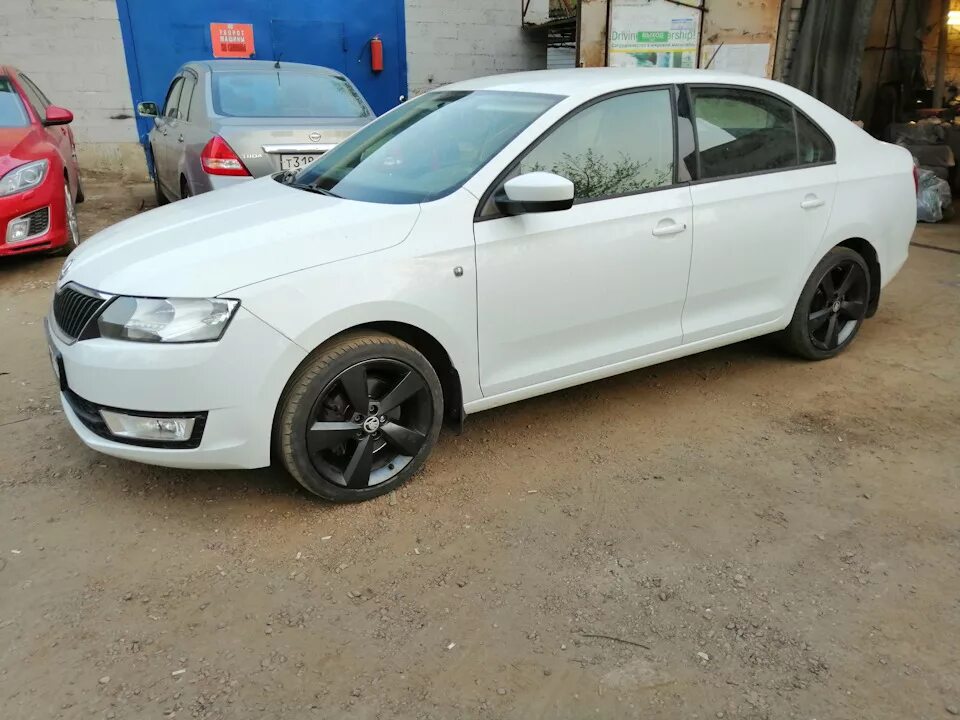 Рапид на 17 дисках фото Prestige R17 - Skoda Rapid (1G), 1,6 л, 2016 года колёсные диски DRIVE2