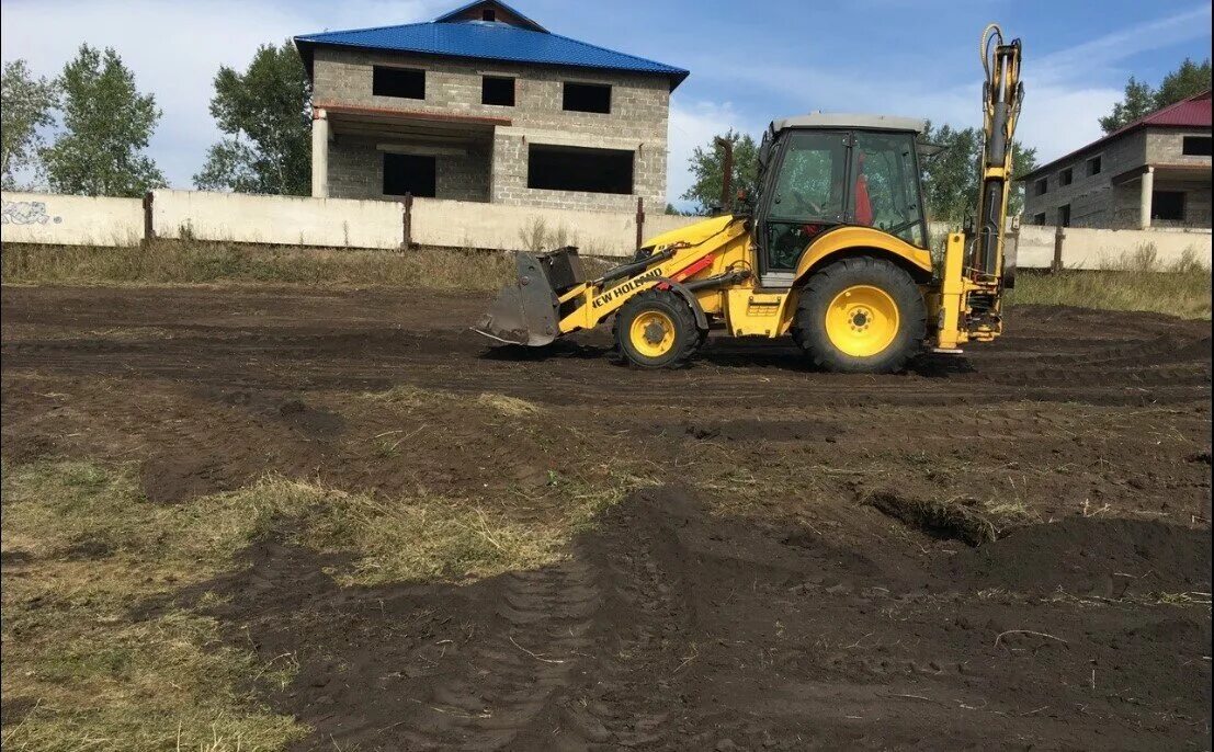 Расчистка планировка участка Услуги погрузчика цена за час в Калининграде: 36 владельцев экскаватора / погруз