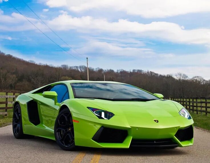 Распечатать фото машины Lamborghini's Green Monster Lamborghini aventador, Green lamborghini, Lamborghin