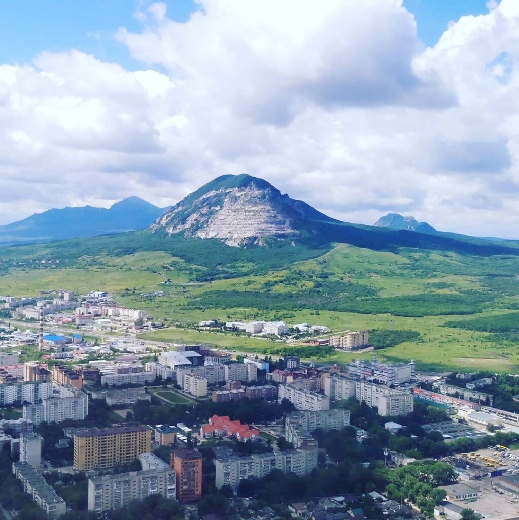 Распечатать фото минеральные воды Минеральные Воды - ещё не курорт, но уже не захолустье Не сидится