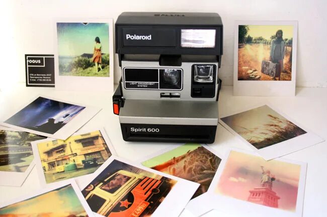 Распечатать фото полароид спб Фотоаппарат Polaroid Spirit 600 FOQUS