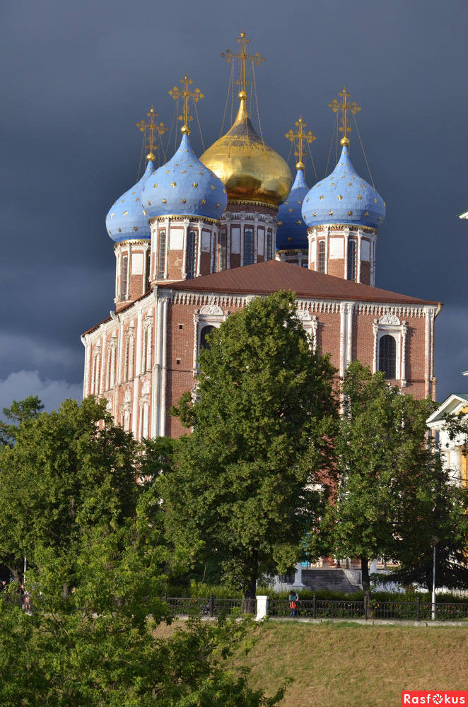 Распечатать фото рязань Фото: Рязань. Успенский собор кремля.. Фотограф путешественник Фиалочка. Город. 