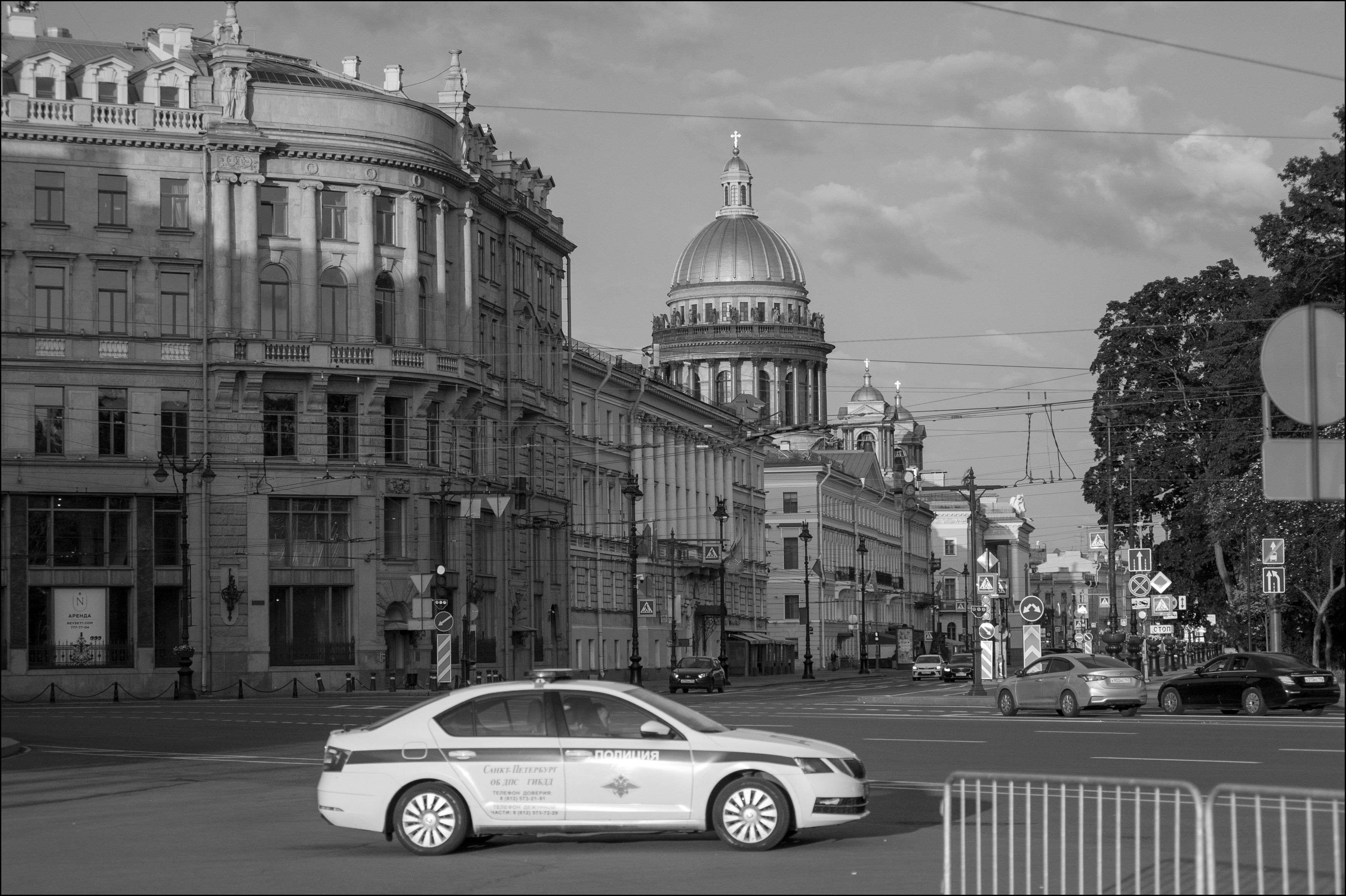 Распечатать фото с телефона спб Типичный Питер. Фотограф Георгий Сапожников