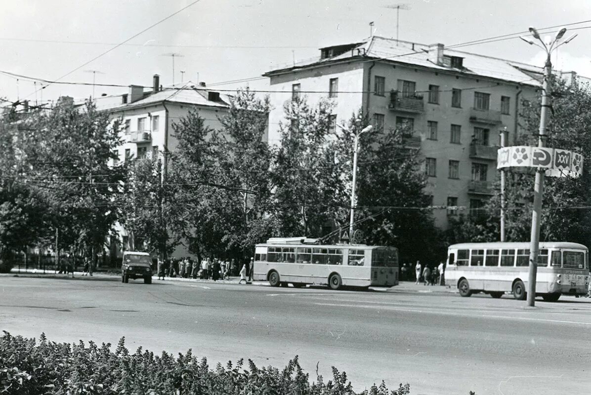 Распечатать фото в омске в нефтяниках Omsk, ZiU-682V 227; Omsk - Historical photos - Photo - Urban Electric Transit