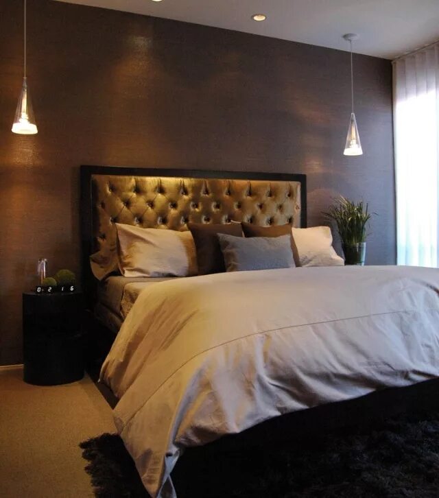 Расположение светильников в спальне фото A little bit how my boyfriend's room looks. Pretty fab! Houzz- lights Modern bed