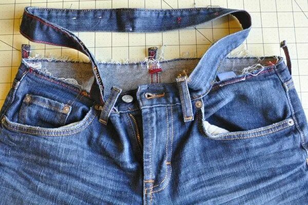 Расшить джинсы в поясе фото Altering Jeans // adding width to a waistband Швейные джинсы, Шитье, Пошив модно