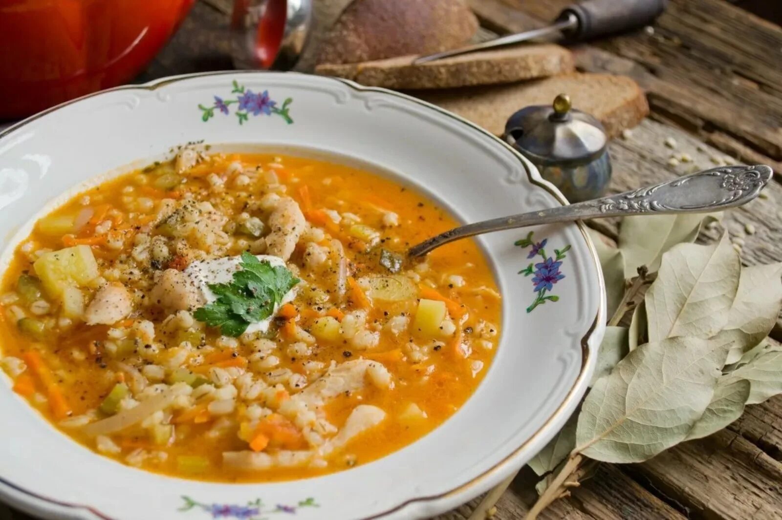 Рассольник с перловкой и мясом фото Рецепт супа рассольника с перловкой пошаговый