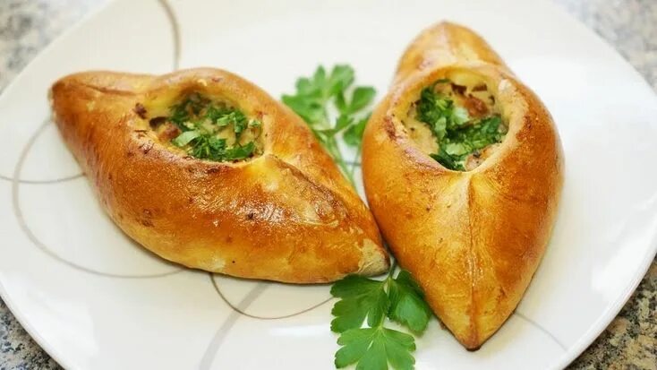 Расстегай с мясом фото Вкуснейшие расстегаи с мясом: возвращение в детство в 2023 г Идеи для блюд, Кули