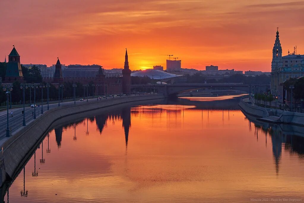 Рассвет на москве реке фото Russia. Moscow. Dawn near the Kremlin. Russia. Moscow. Daw. Flickr