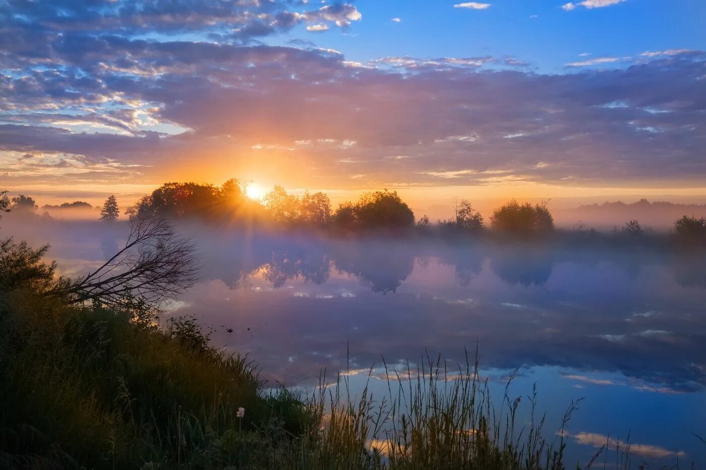 Рассвет над рекой фото Пин на доске Пейзаж Пейзажи, Фото пейзажа, Природа