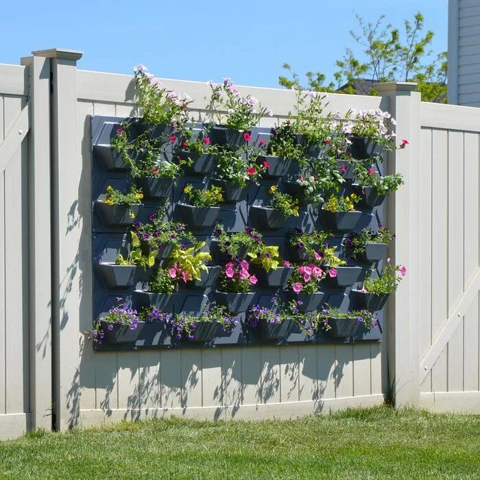 Растения на заборе фото Plantscape Hex Plastic Vertical Garden Garden wall planter, Vertical garden plan