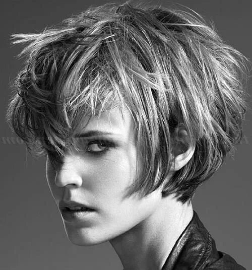 Растрепанная прическа на короткие волосы Messy Short Haircuts For Women (View 16 of 20) Coiffures cheveux courts, Cheveux