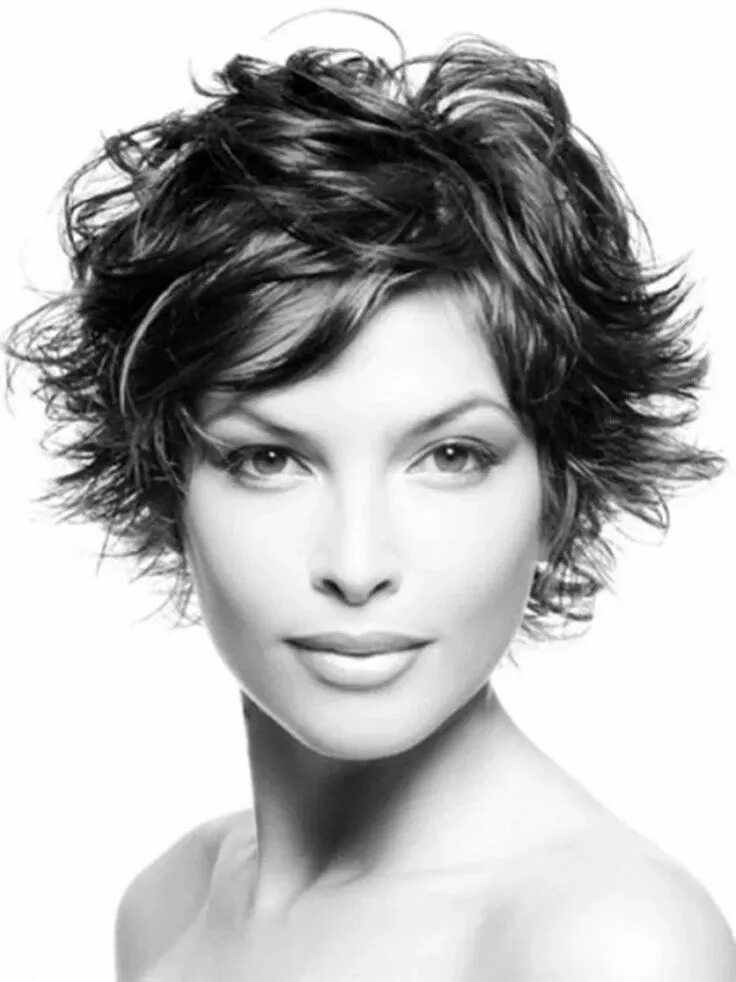 Растрепанная прическа на короткие волосы Pin on short hairstyles for women