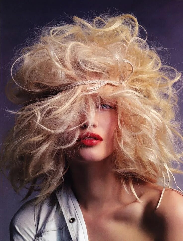 Растрепанные прически женские #messy #volume Editorial hair, Hair styles, High fashion hair