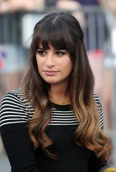 Растяжка на волосах с челкой фото Lea Michele Starts The New Season Of Glee With Ombre Haircolor Ombre hair, Ombre